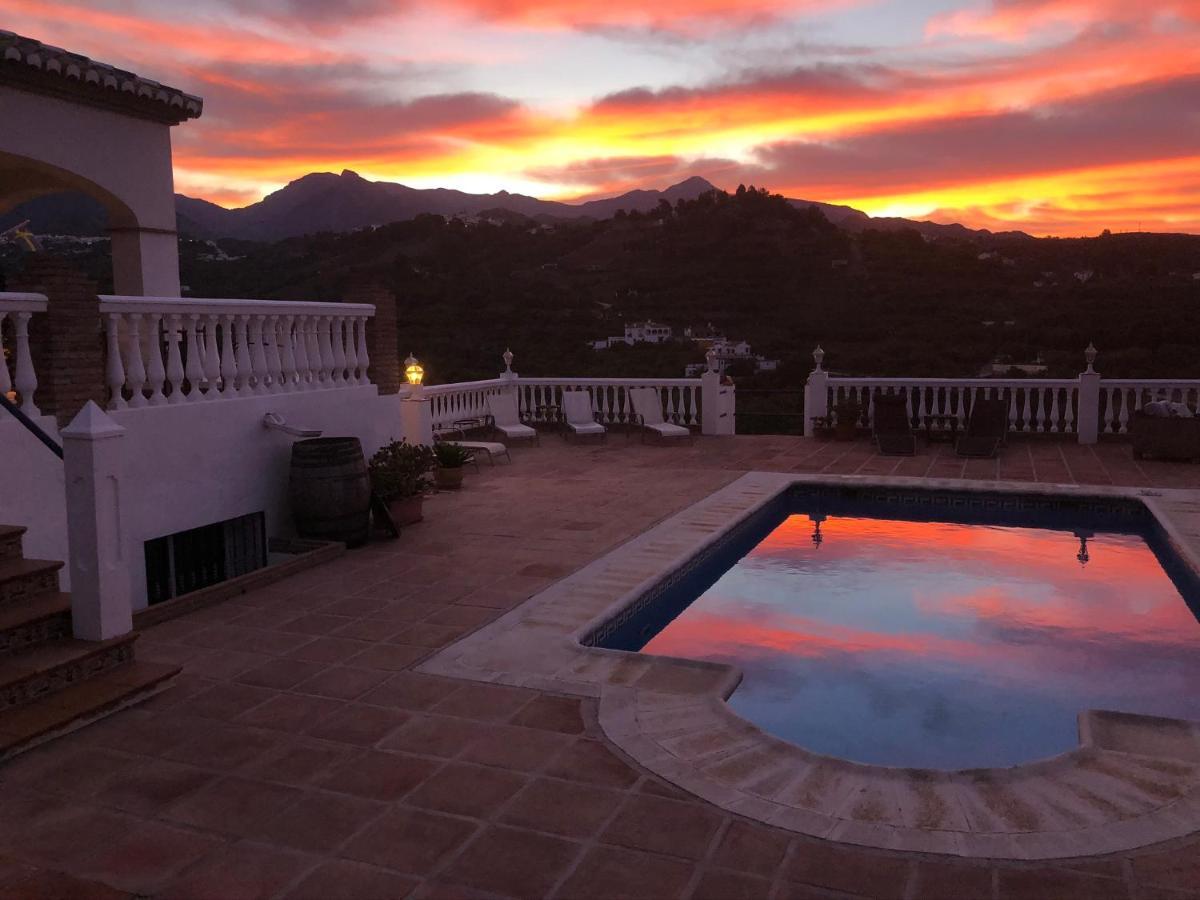 Villa Sunshine Countryside Resort Frigiliana Eksteriør bilde